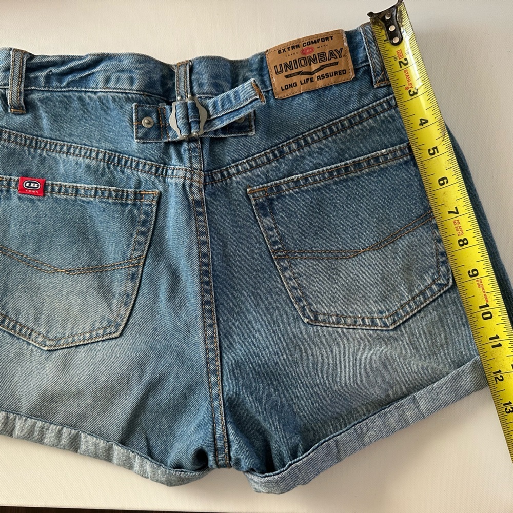 Vintage Union Bay Utility Denim Shorts With Rolled Hem And Adjustable Strap - Picture 5 of 11